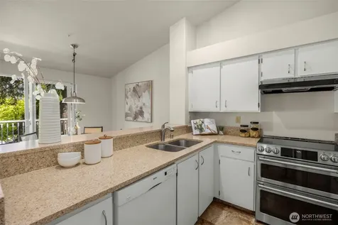 204 Mountain Park Boulevard SW Issaquah WA 98027