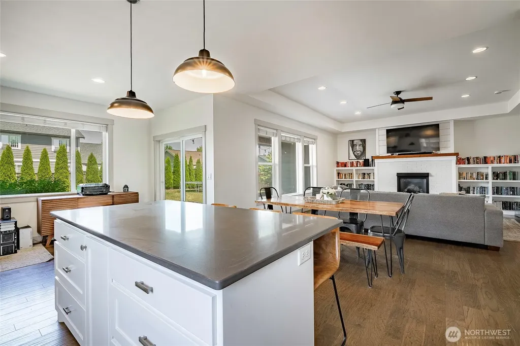 2082 Woodsman Drive Lynden WA 98264