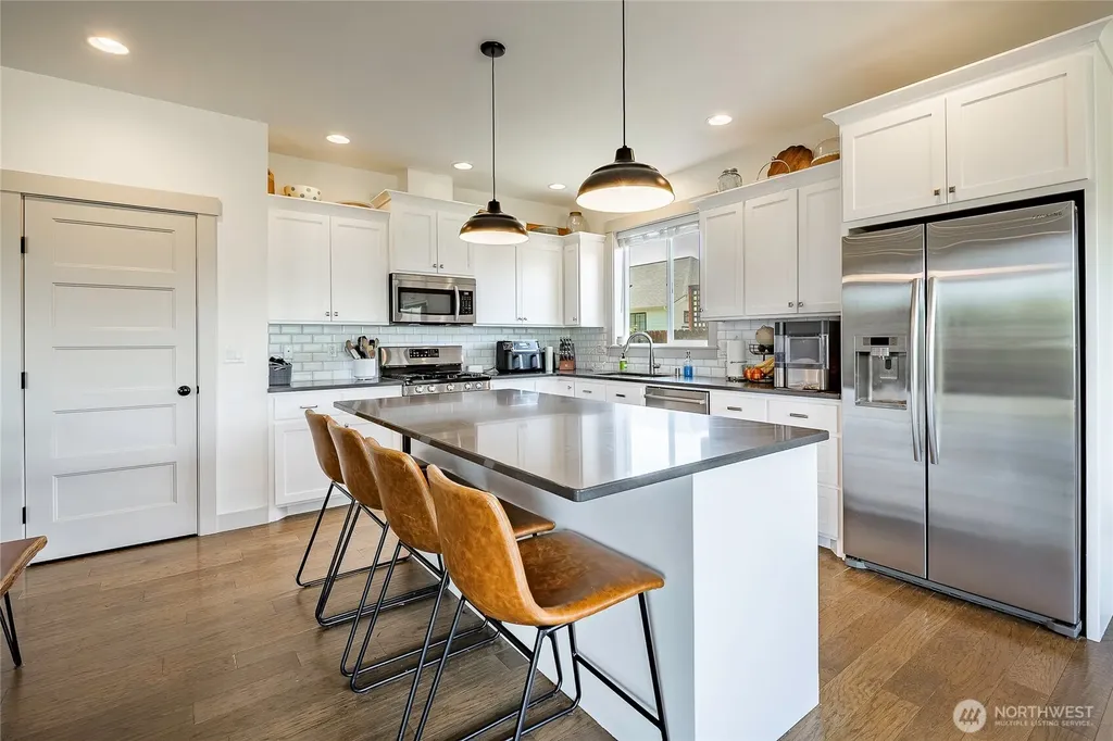 2082 Woodsman Drive Lynden WA 98264