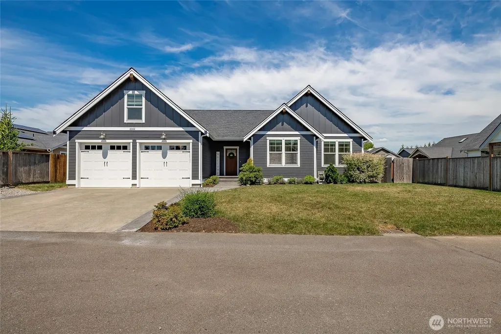 2082 Woodsman Drive Lynden WA 98264