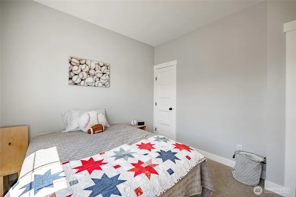 2082 Woodsman Drive Lynden WA 98264