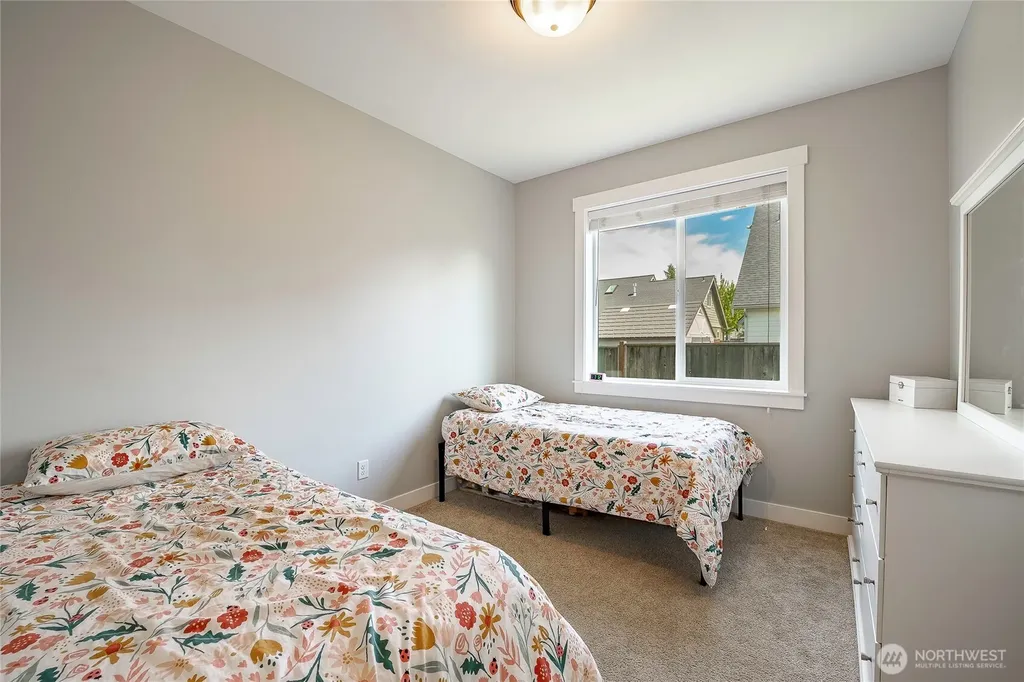 2082 Woodsman Drive Lynden WA 98264