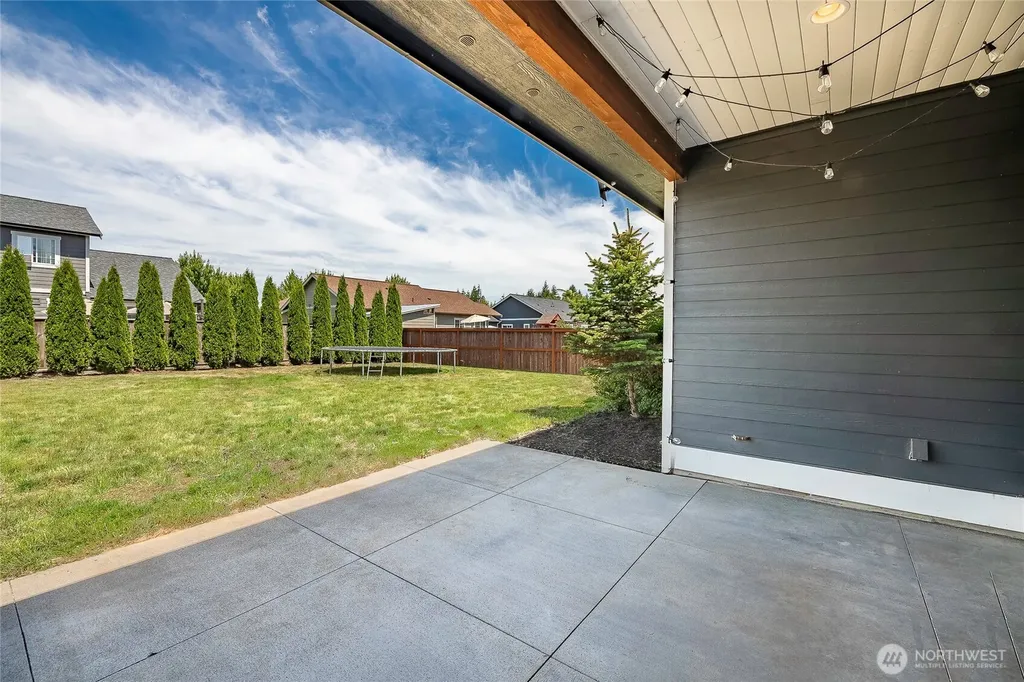 2082 Woodsman Drive Lynden WA 98264