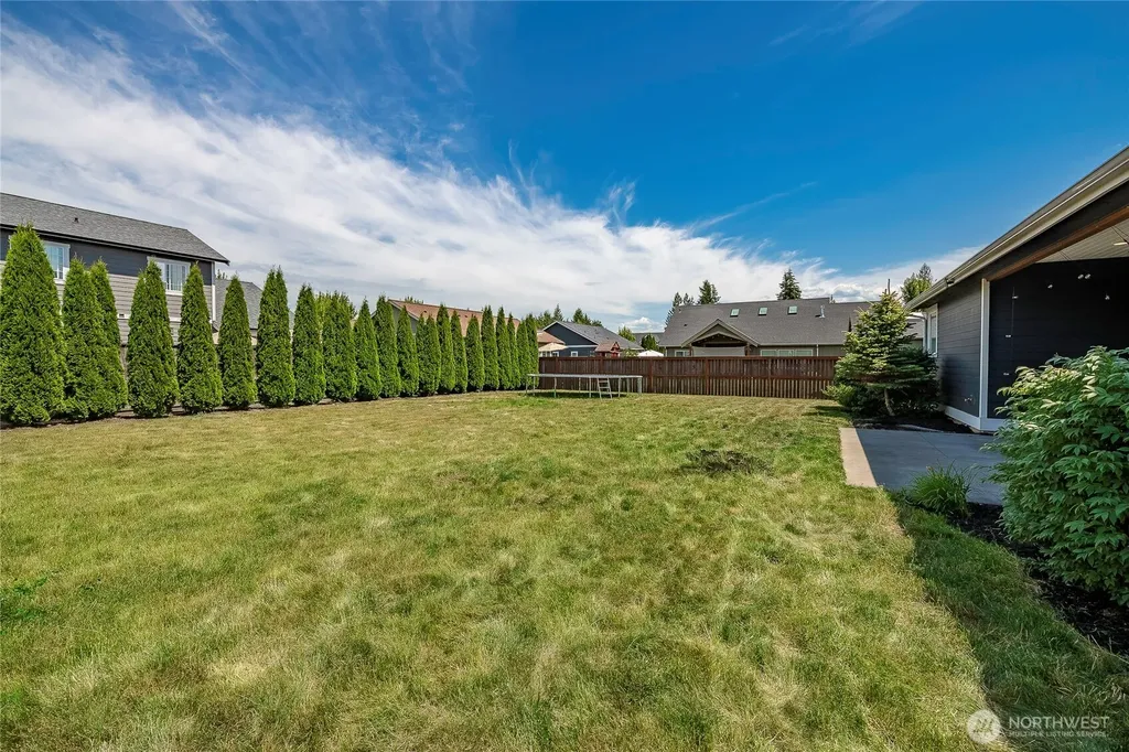 2082 Woodsman Drive Lynden WA 98264