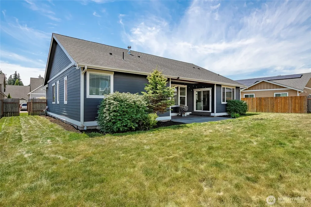 2082 Woodsman Drive Lynden WA 98264