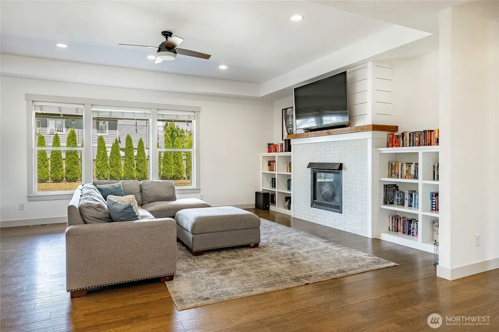 2082 Woodsman Drive Lynden WA 98264