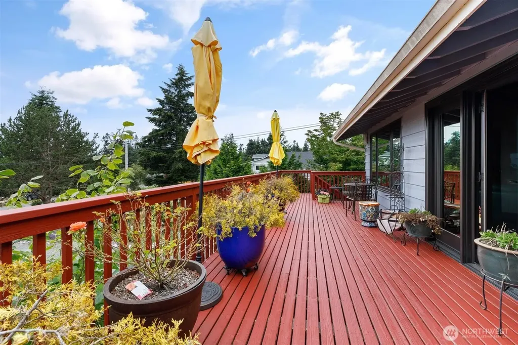 1801 Seaview Avenue Coupeville WA 98239