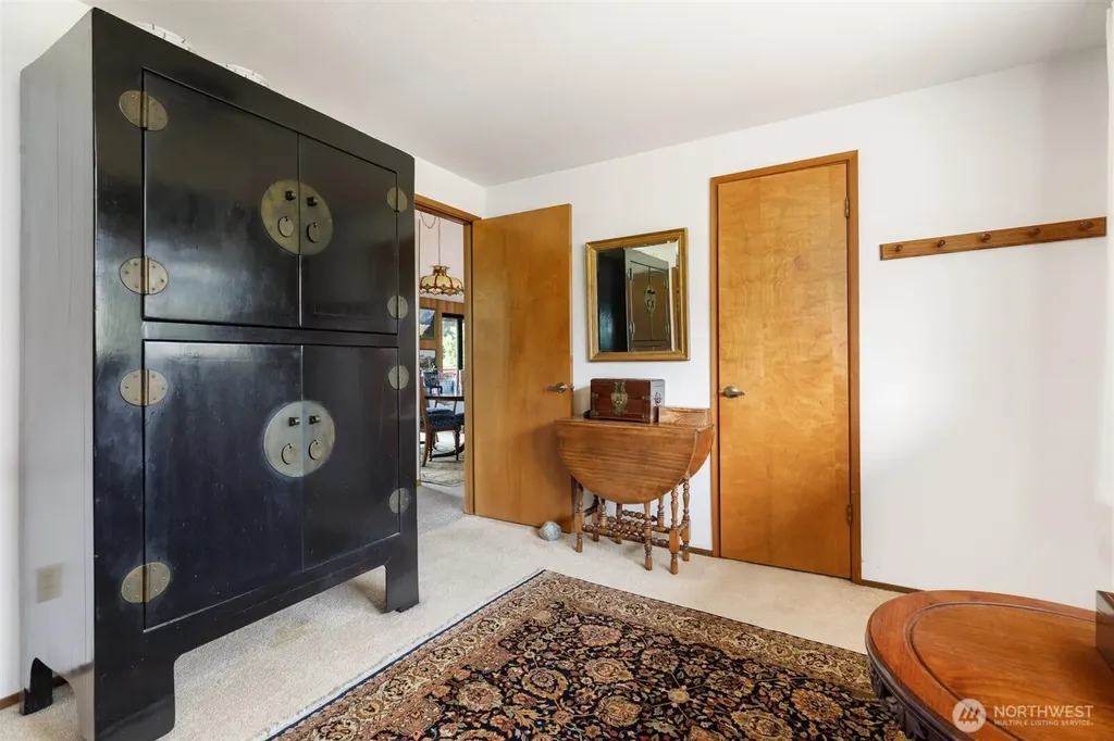 1801 Seaview Avenue Coupeville WA 98239