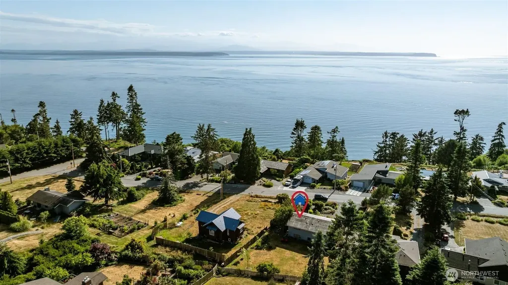 1801 Seaview Avenue Coupeville WA 98239