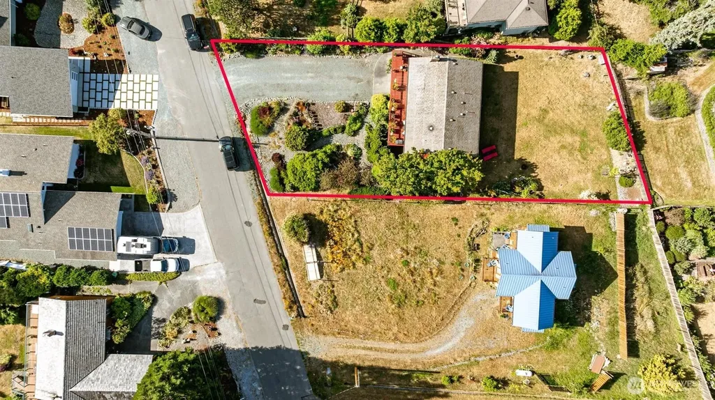 1801 Seaview Avenue Coupeville WA 98239