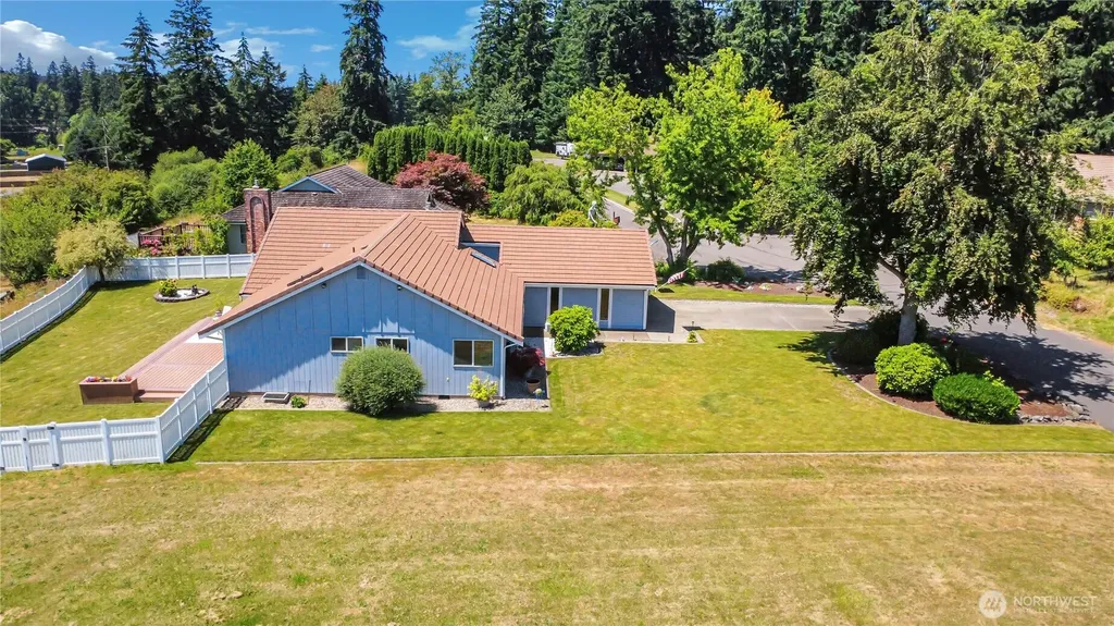 4022 151st Street E Tacoma WA 98446