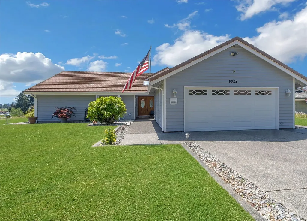 4022 151st Street E Tacoma WA 98446