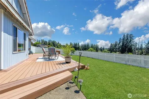 4022 151st Street E Tacoma WA 98446