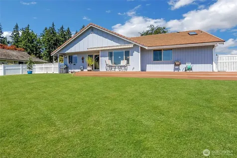 4022 151st Street E Tacoma WA 98446