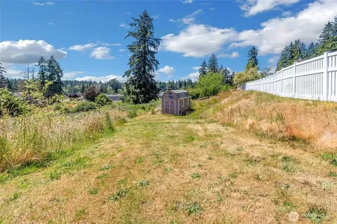 4022 151st Street E Tacoma WA 98446
