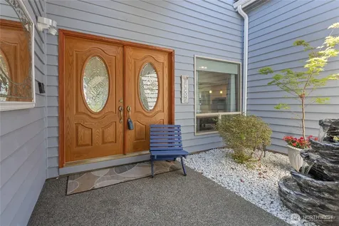 4022 151st Street E Tacoma WA 98446