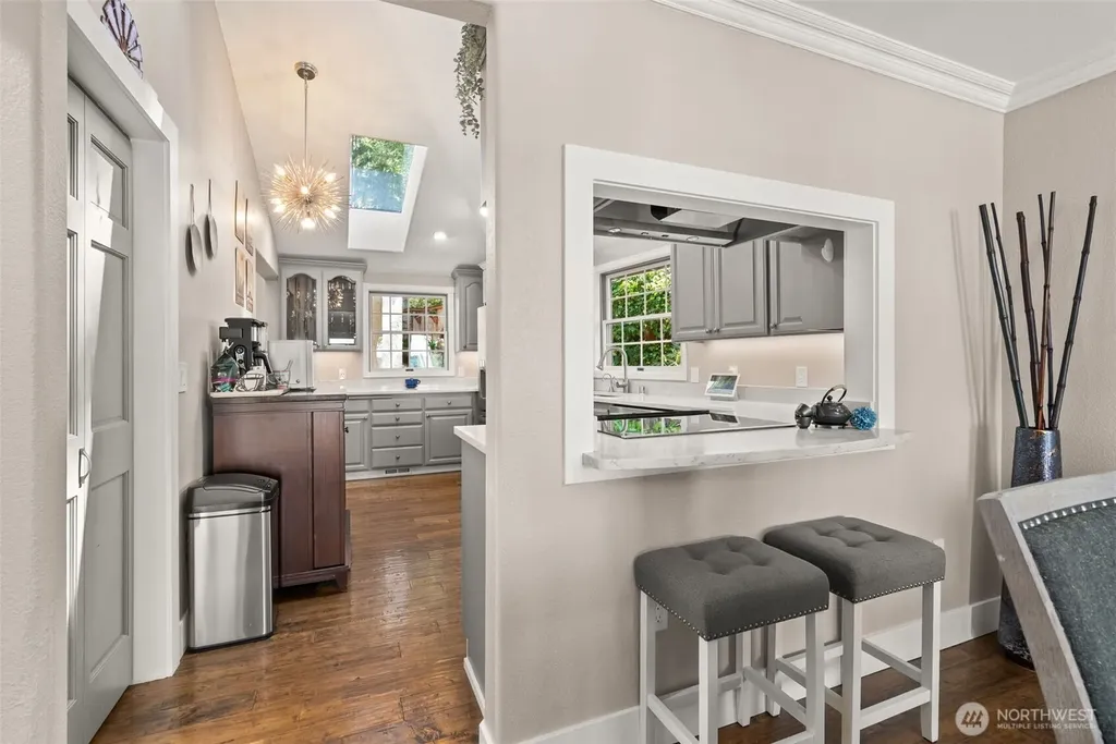 3810 Forest Beach Drive NW Gig Harbor WA 98335