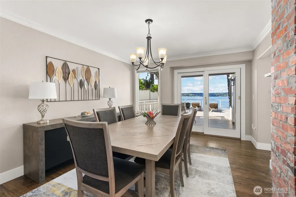 3810 Forest Beach Drive NW Gig Harbor WA 98335