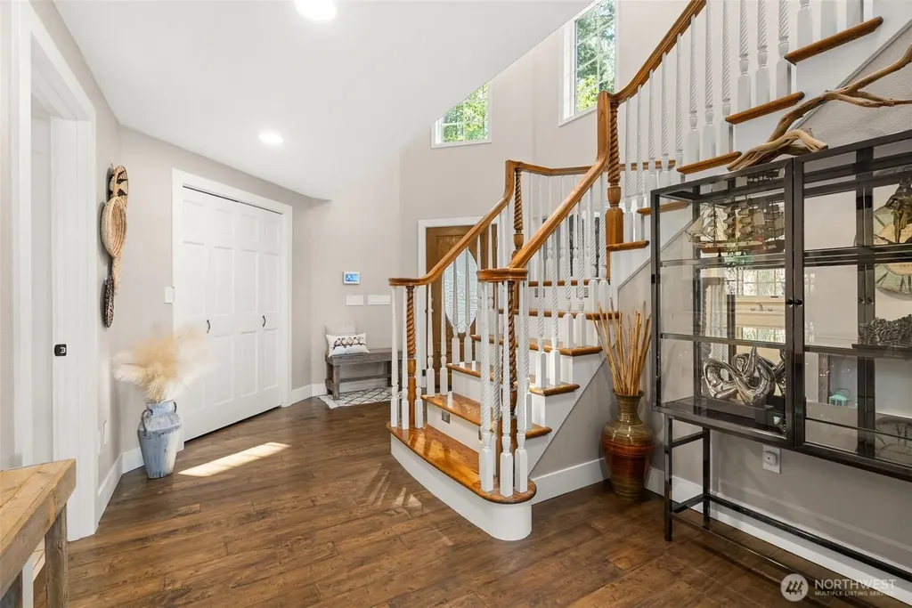 3810 Forest Beach Drive NW Gig Harbor WA 98335