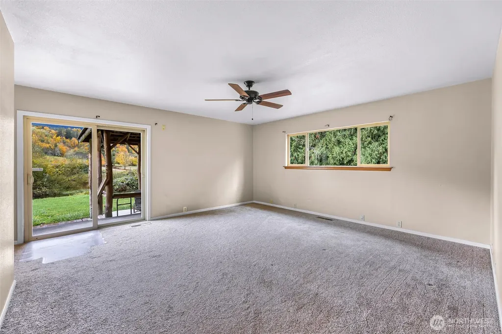 46003 Concrete Sauk Valley Road Concrete WA 98237