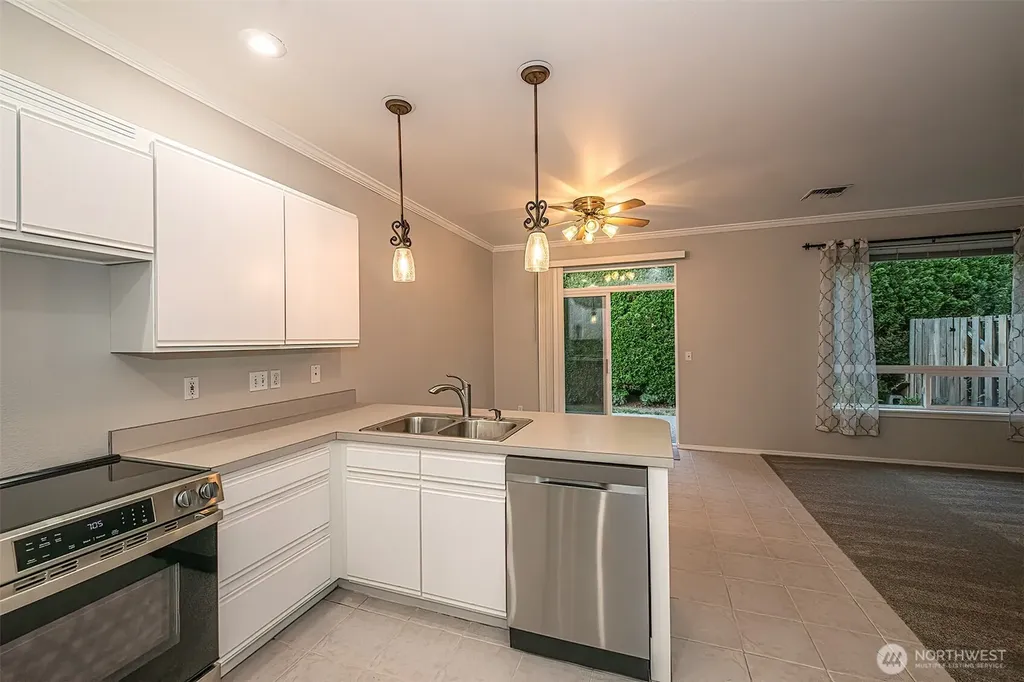 278 NE Deccio Road College Place WA 99324