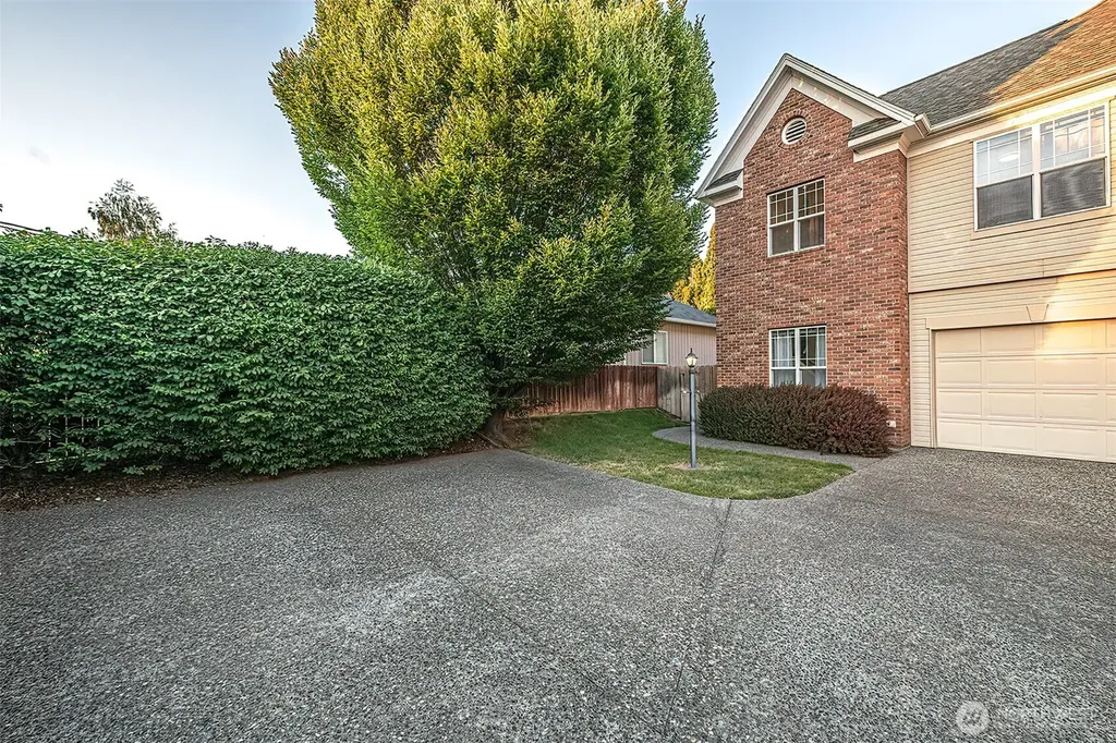 278 NE Deccio Road College Place WA 99324