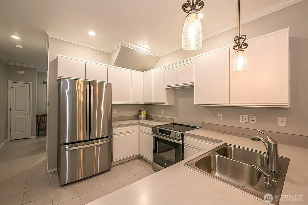 278 NE Deccio Road College Place WA 99324