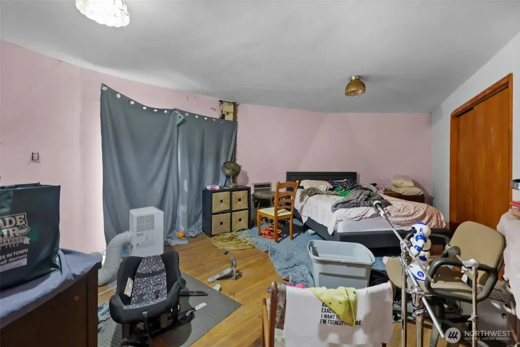 12932 231st Avenue SE Issaquah WA 98027