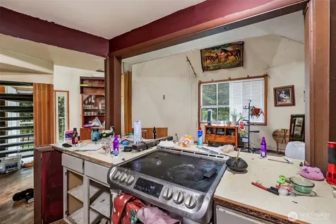 12932 231st Avenue SE Issaquah WA 98027