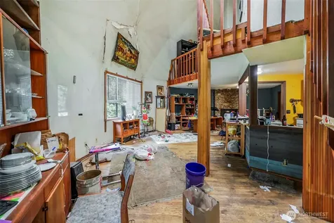 12932 231st Avenue SE Issaquah WA 98027