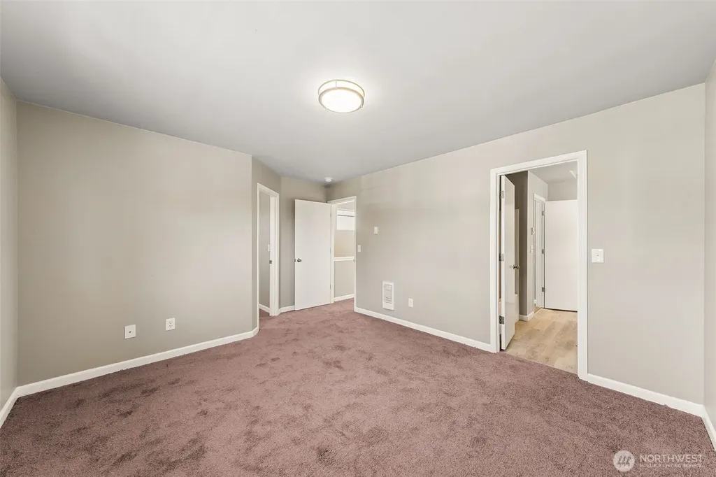 4040 S Warner Street Tacoma WA 98409