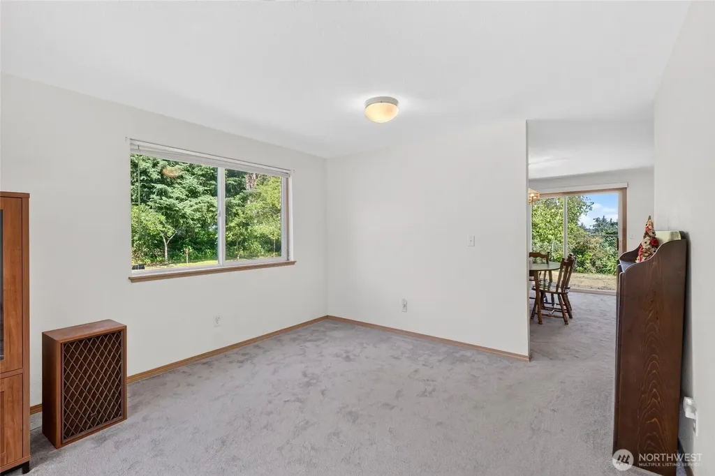 21619 185th Street E Orting WA 98360