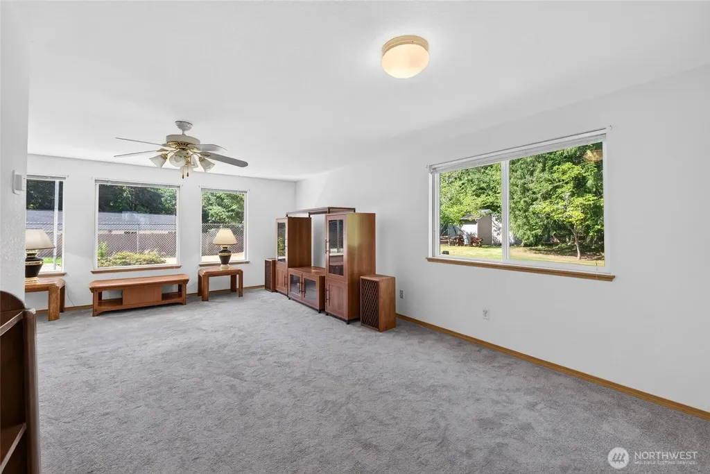21619 185th Street E Orting WA 98360