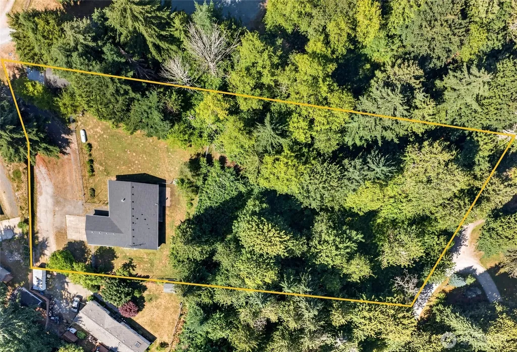 21619 185th Street E Orting WA 98360