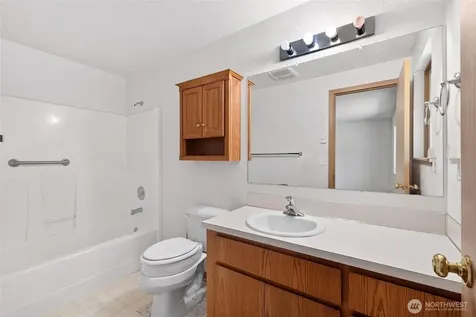 21619 185th Street E Orting WA 98360