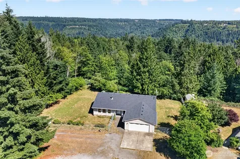 21619 185th Street E Orting WA 98360