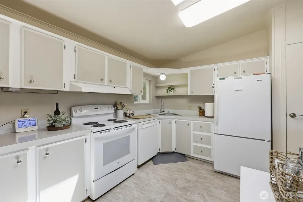 81 Alder Drive Port Townsend WA 98368