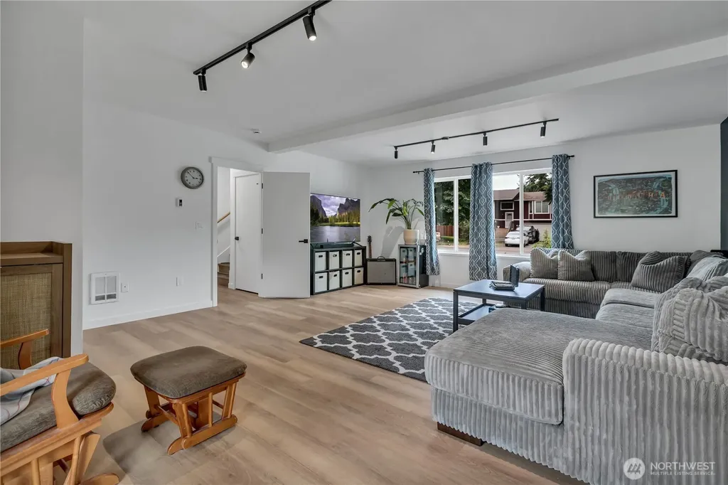 22202 129th Street E Bonney Lake WA 98391
