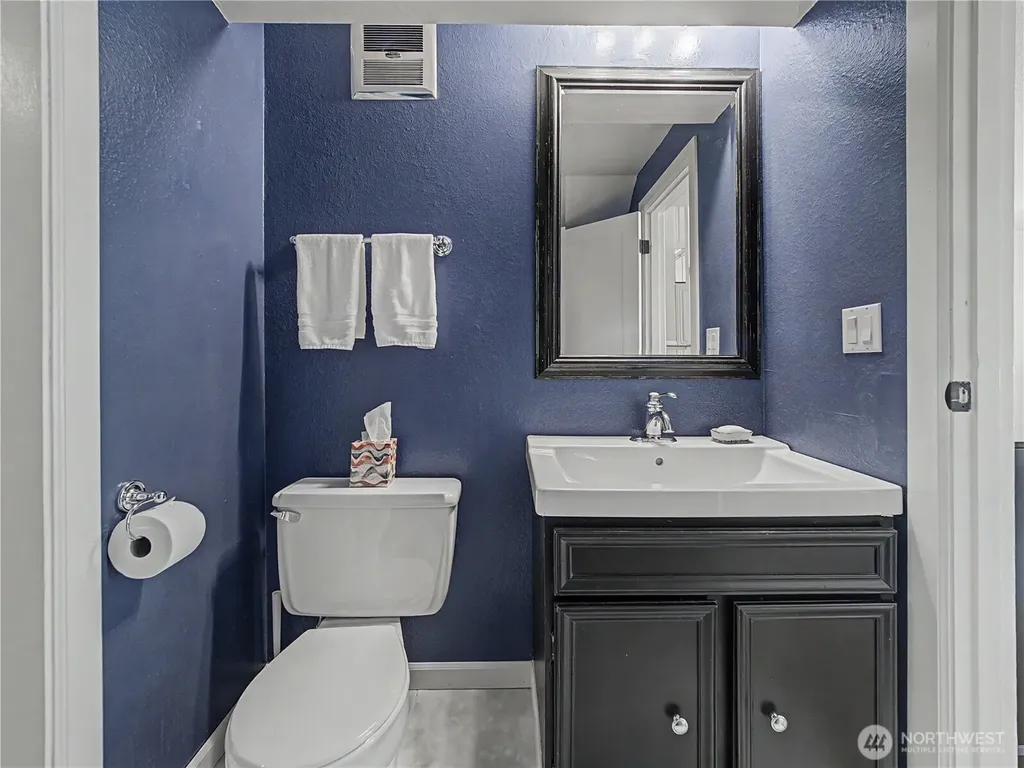 39428 200th Avenue SE Auburn WA 98092