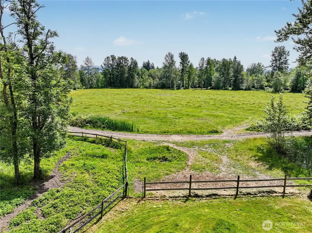 39428 200th Avenue SE Auburn WA 98092