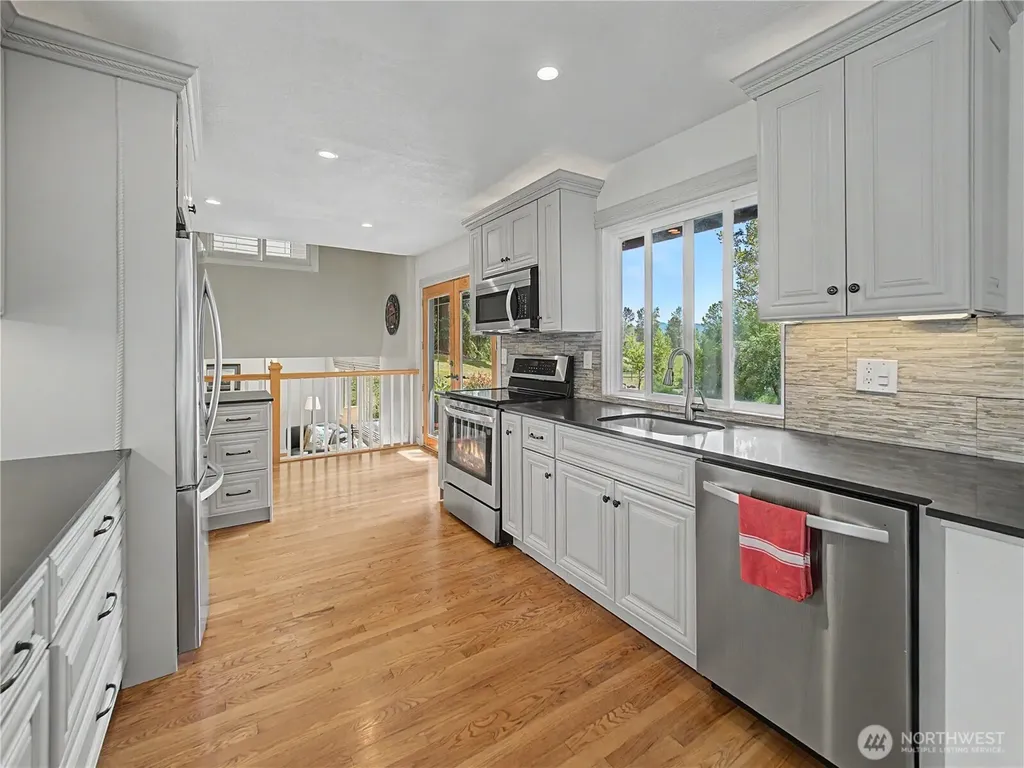 39428 200th Avenue SE Auburn WA 98092