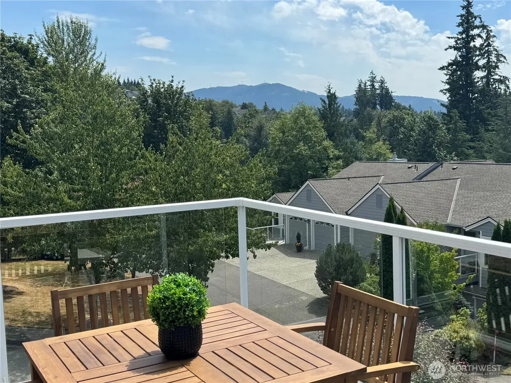 22760 43rd Court Issaquah WA 98029