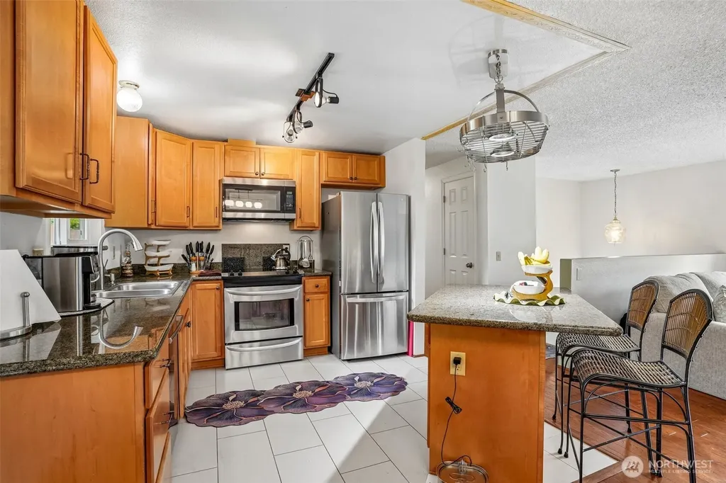 553 S 111th Street Seattle WA 98168