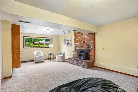 553 S 111th Street Seattle WA 98168