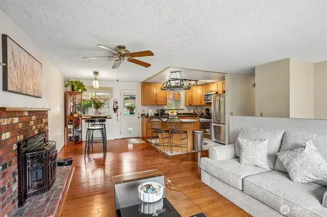 553 S 111th Street Seattle WA 98168