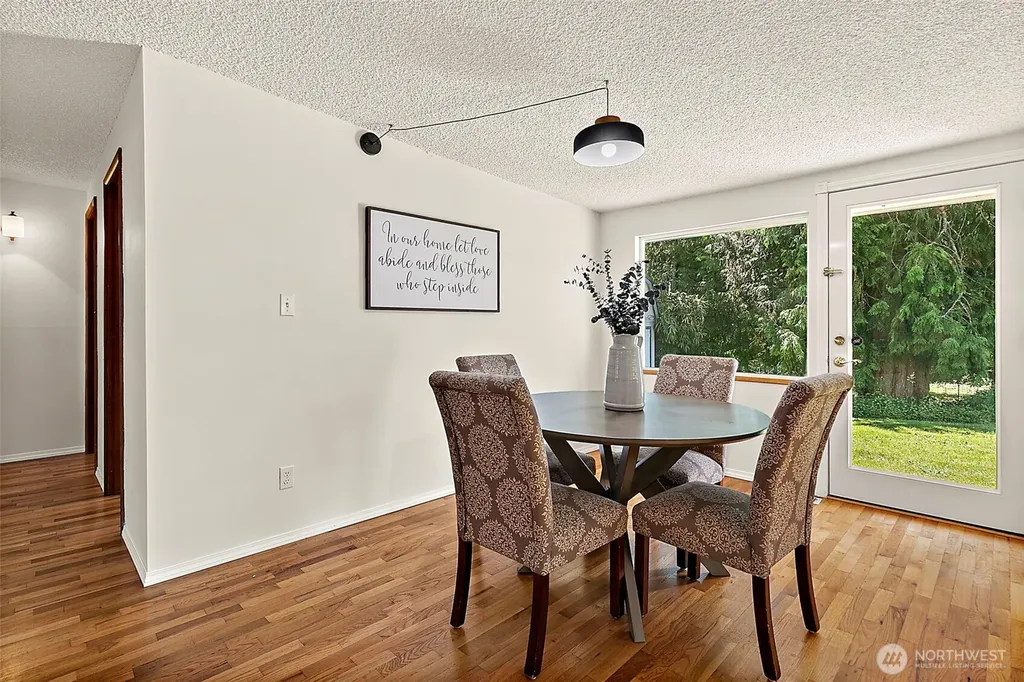 26631 204th Avenue SE Covington WA 98042