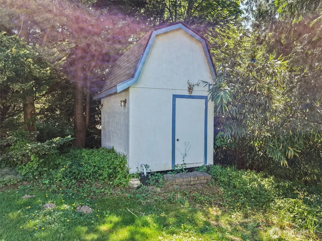 26631 204th Avenue SE Covington WA 98042
