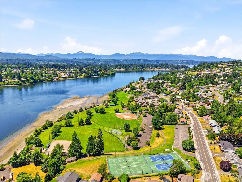 510 Lebo Boulevard Bremerton WA 98310