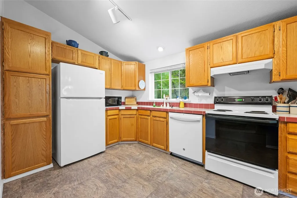 27807 O Street Ocean Park WA 98640