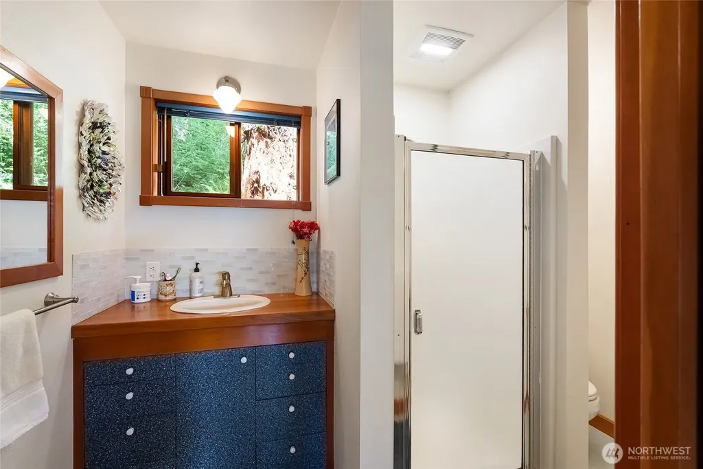 3556 Colony Mountain Drive Bow WA 98232